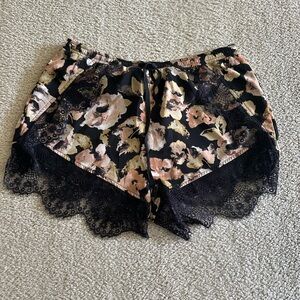 Floral Lace Trim Shorts